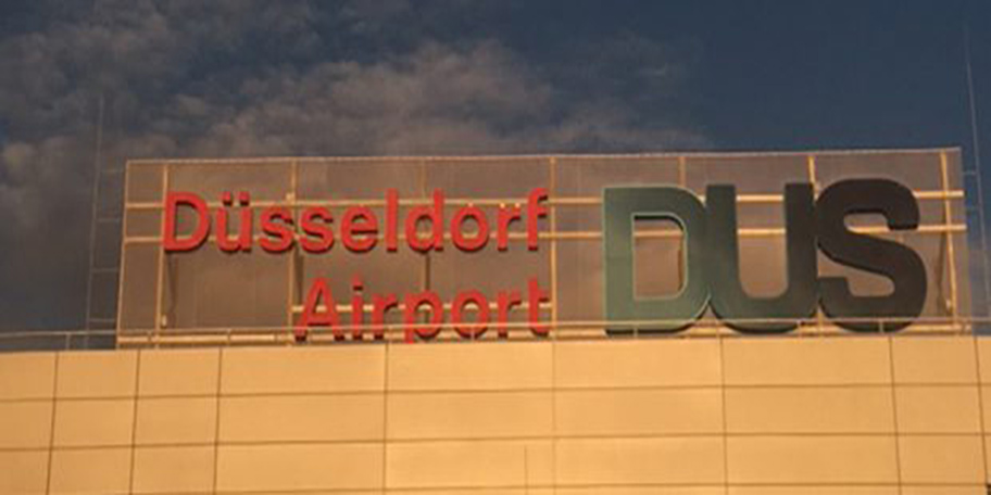 Photo du panneau de l'aéroport de Dusseldorf